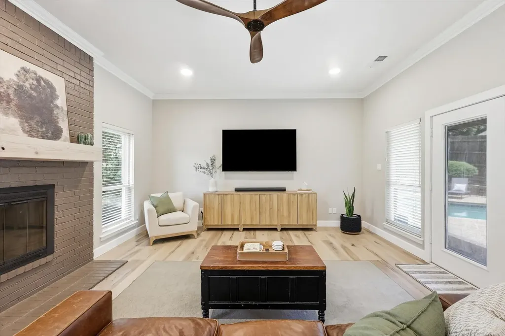 5706 Trail Lake Drive Arlington TX 76016