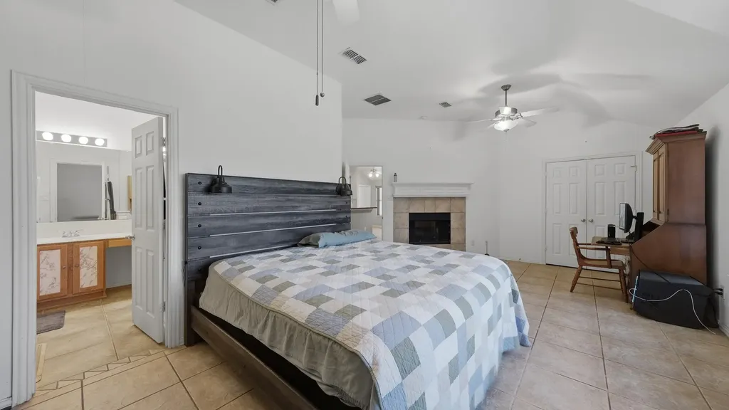4802 Pier Nine Drive Arlington TX 76016