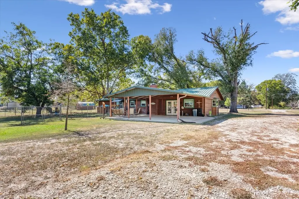 777 Lcr 463 Mexia TX 76667