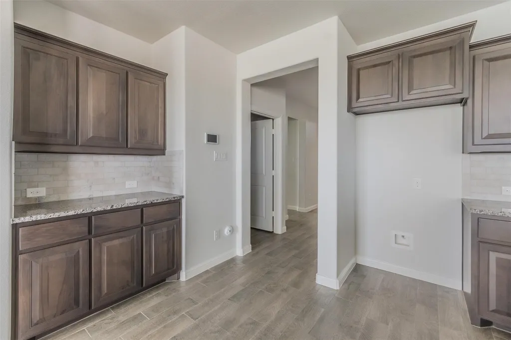 1343 Fox Hollow Road Krum TX 76249