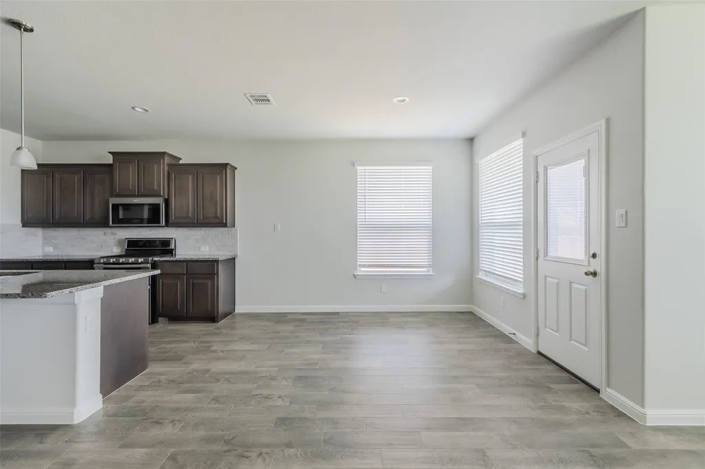1343 Fox Hollow Road Krum TX 76249