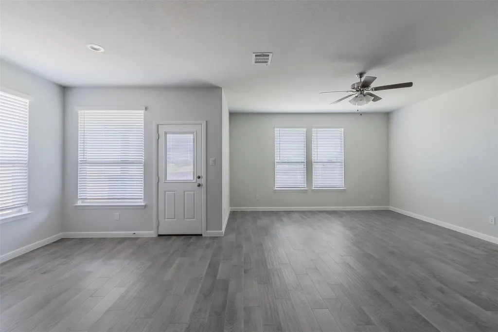 1343 Fox Hollow Road Krum TX 76249