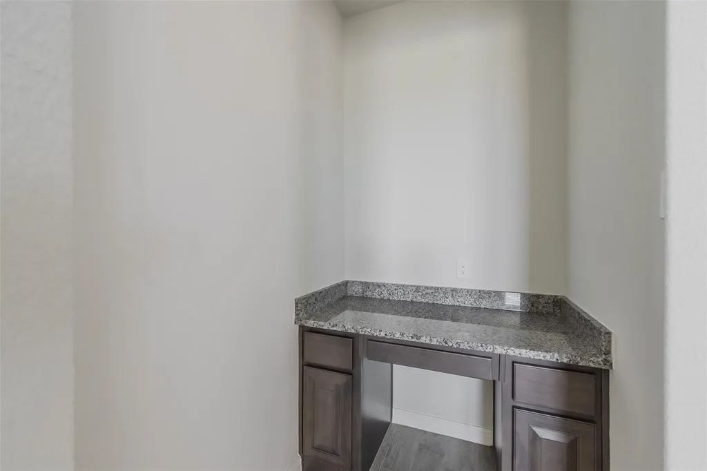 1343 Fox Hollow Road Krum TX 76249