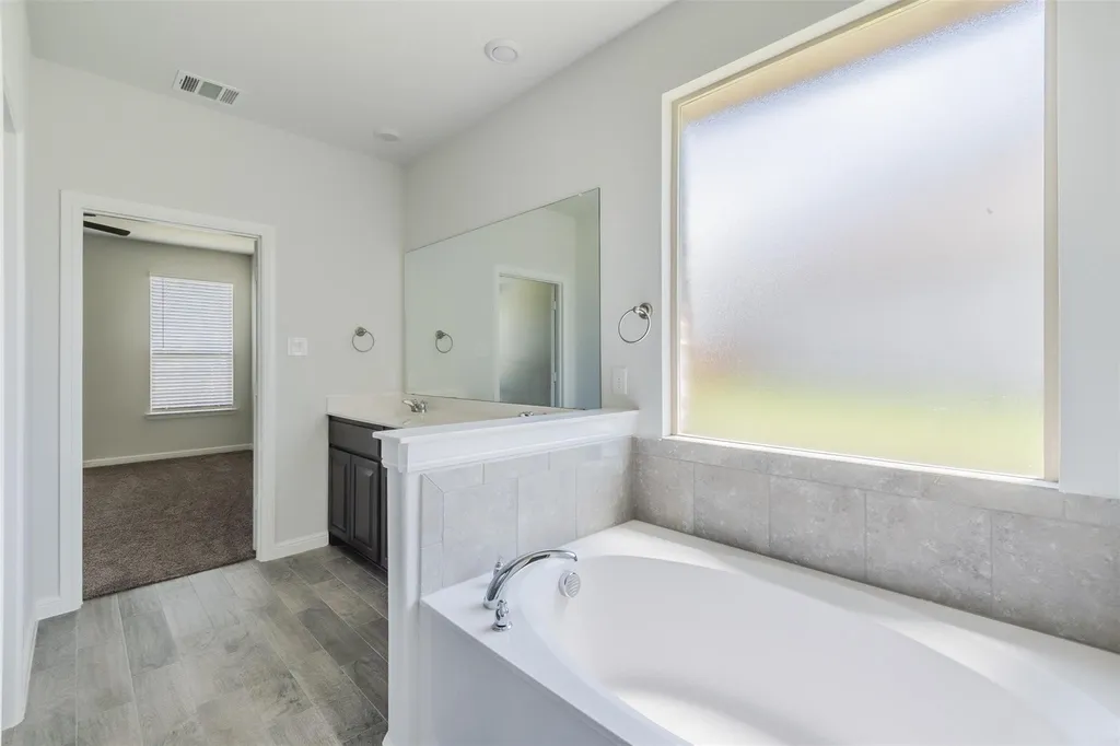 1343 Fox Hollow Road Krum TX 76249