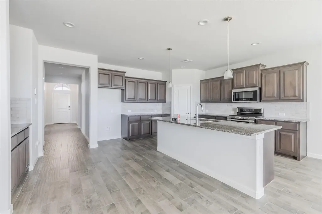 1343 Fox Hollow Road Krum TX 76249