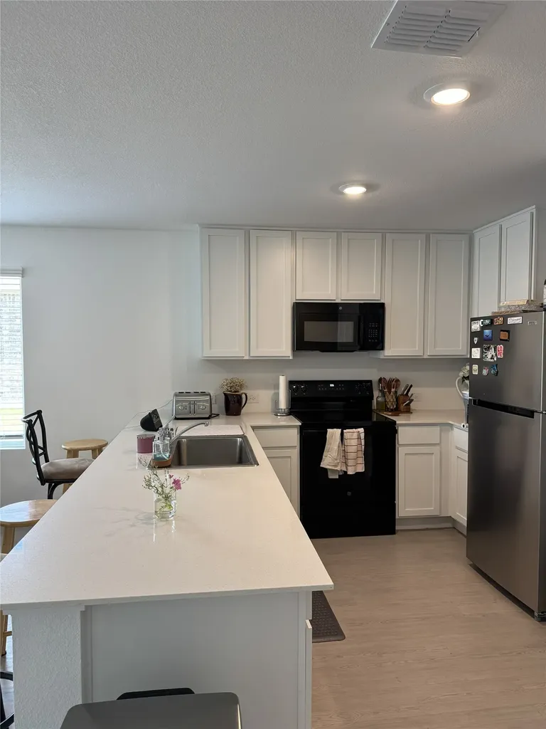1105 Ledgestone Drive Cleburne TX 76031