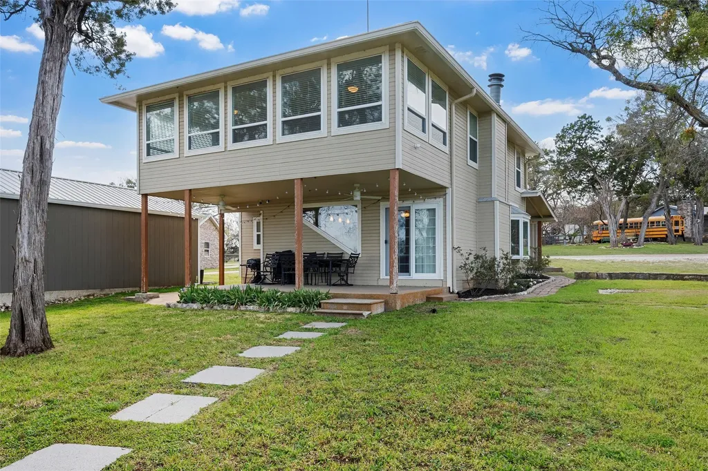 187 Cr 1766 Clifton TX 76634