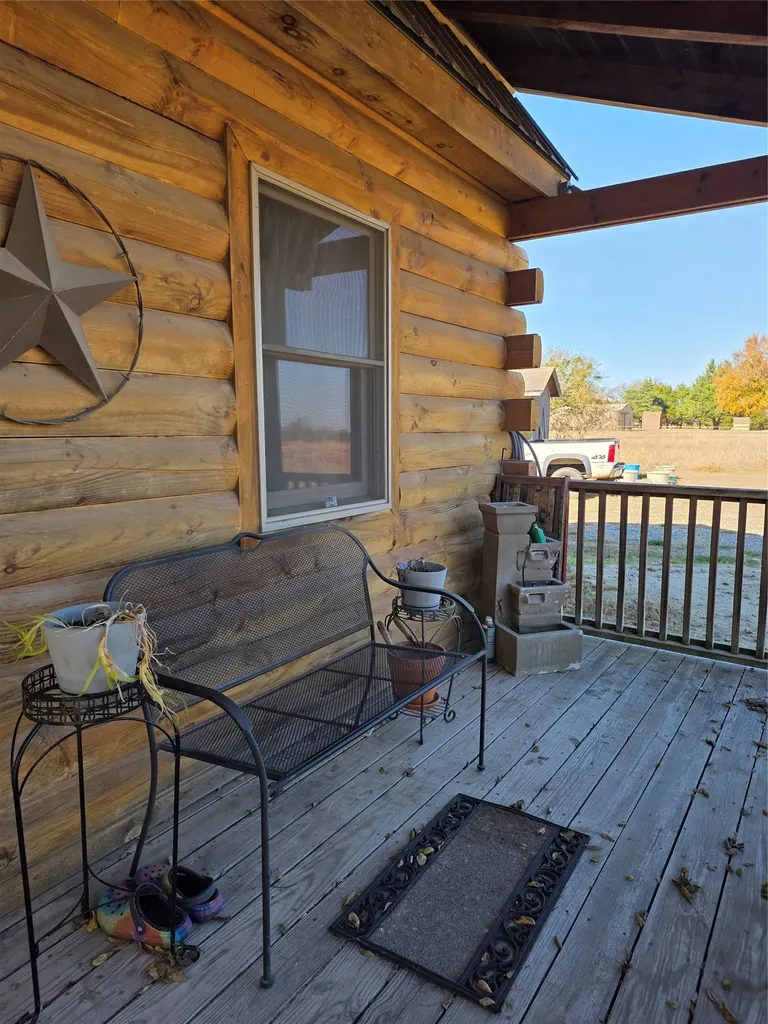 2628 S State Highway 121 Bonham TX 75418