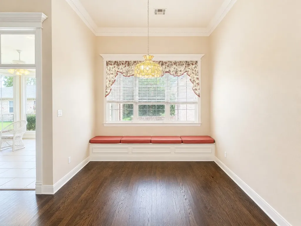 1917 Elmwood Avenue Corsicana TX 75110