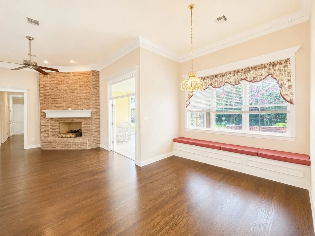 1917 Elmwood Avenue Corsicana TX 75110