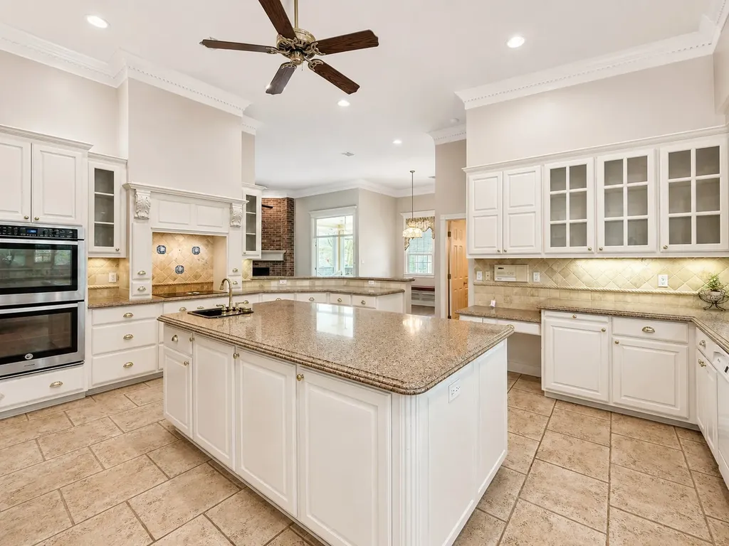 1917 Elmwood Avenue Corsicana TX 75110
