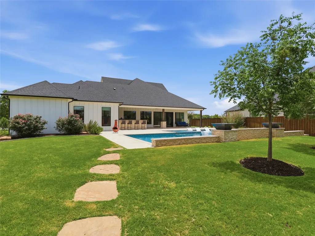 167 Stirling Drive Argyle TX 76226
