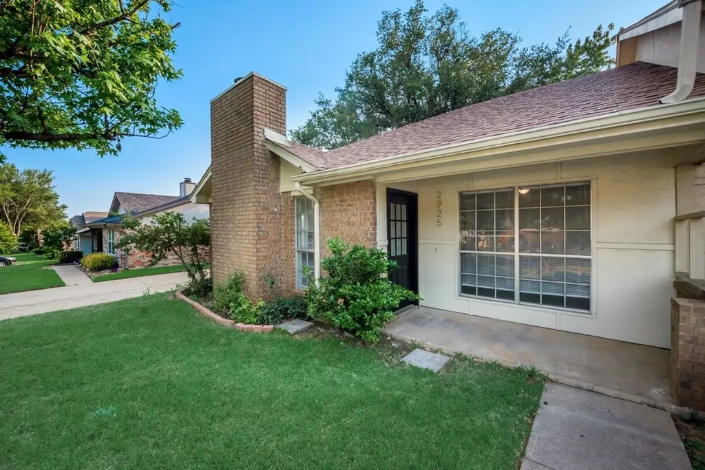 2925 Kathleen Lane Euless TX 76039