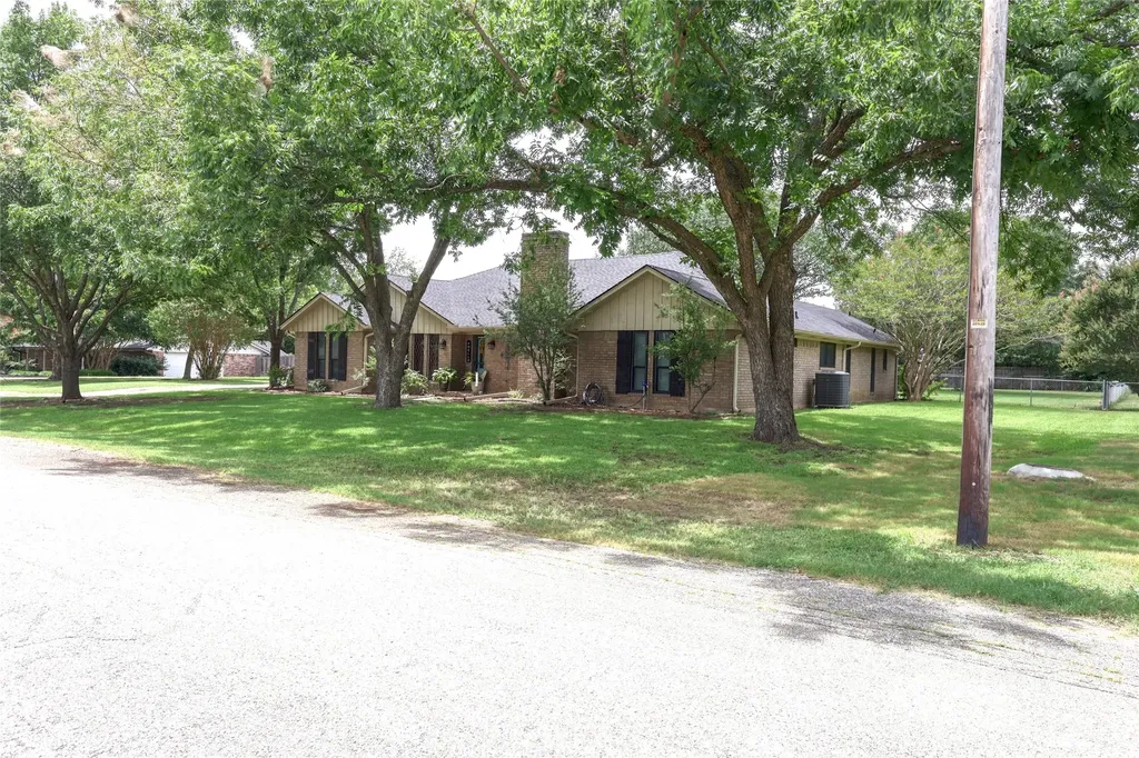 5500 Bello Vista Drive Sherman TX 75090