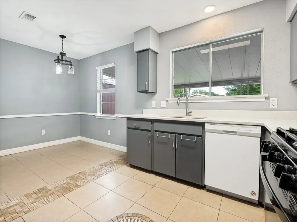 3122 Cheyenne Street Irving TX 75062