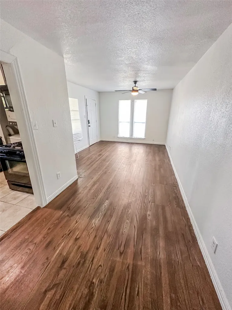 2404 Colony Court Dallas TX 75235