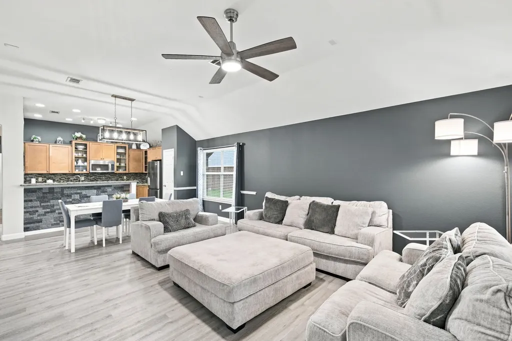 5205 Medallion Court Midlothian TX 76065