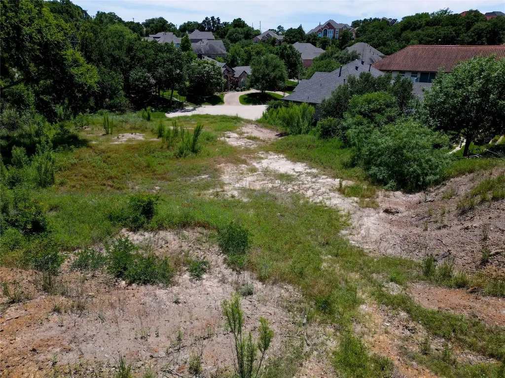 2001 Windswept Court Arlington TX 76012