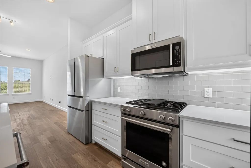 5015 Meridian Lane Addison TX 75001