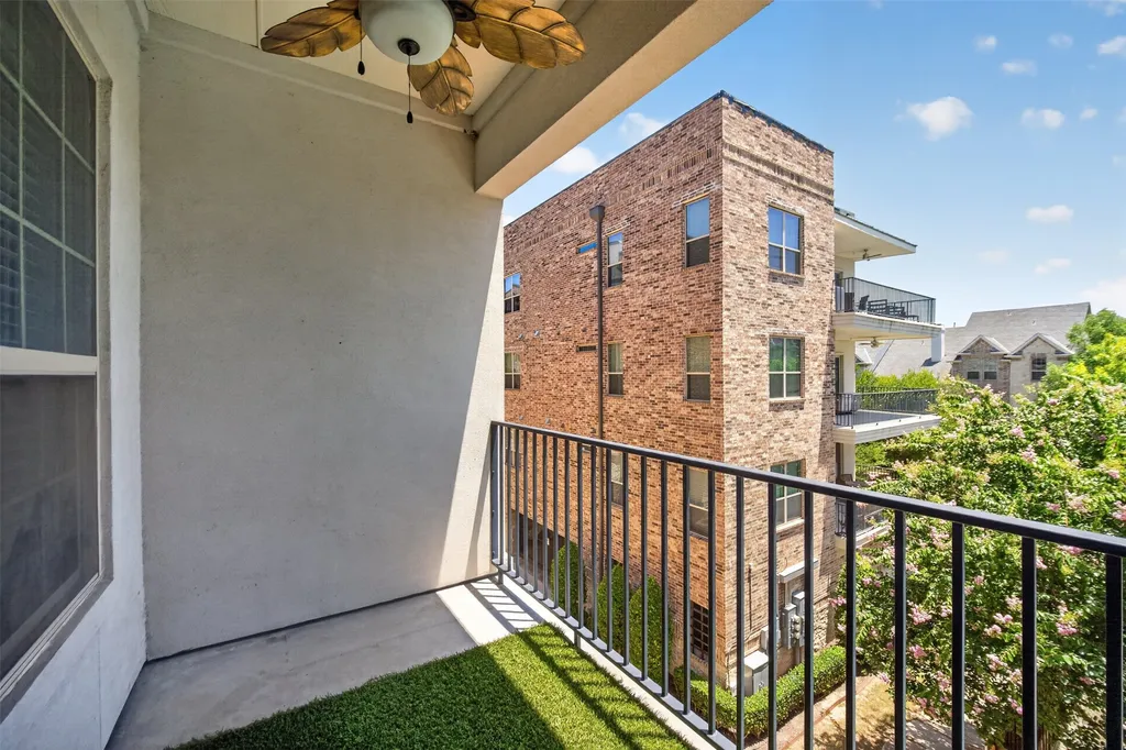 5015 Meridian Lane Addison TX 75001