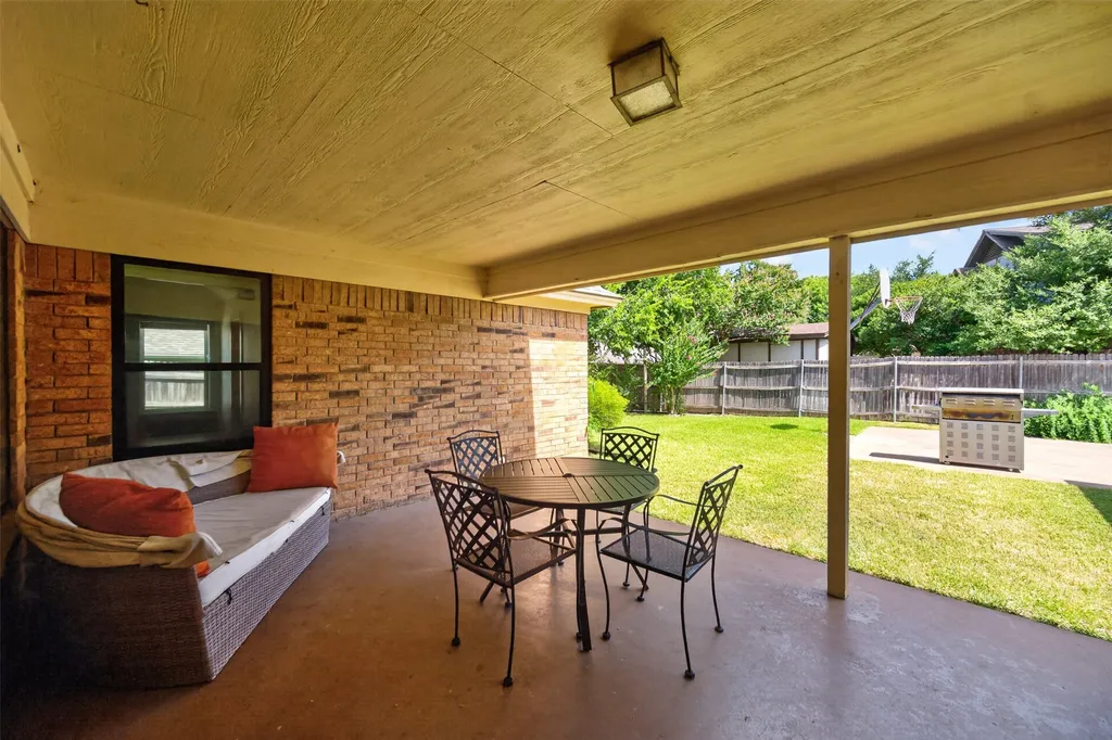 6621 Quail Ridge Drive North Richland Hills TX 76180