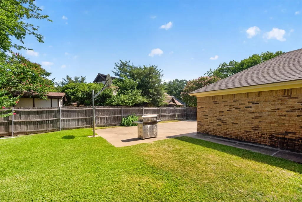 6621 Quail Ridge Drive North Richland Hills TX 76180