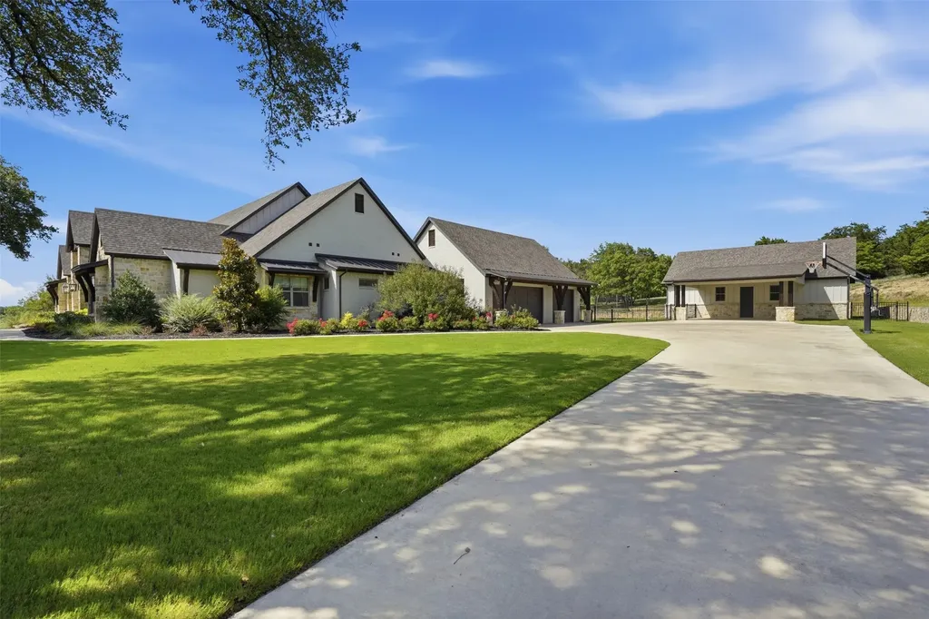 600 W Hill Drive Aledo TX 76008