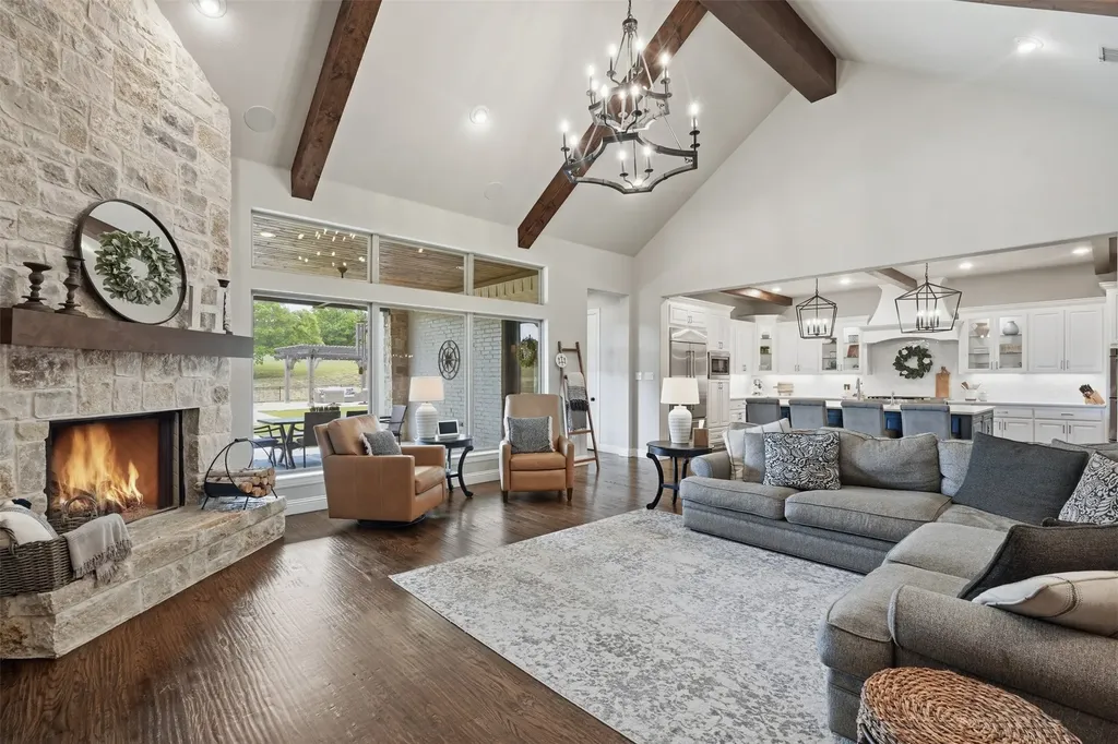 600 W Hill Drive Aledo TX 76008