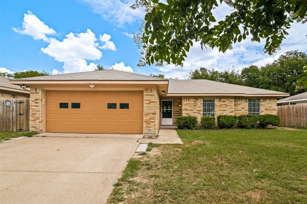 4804 Platte Drive Balch Springs TX 75180