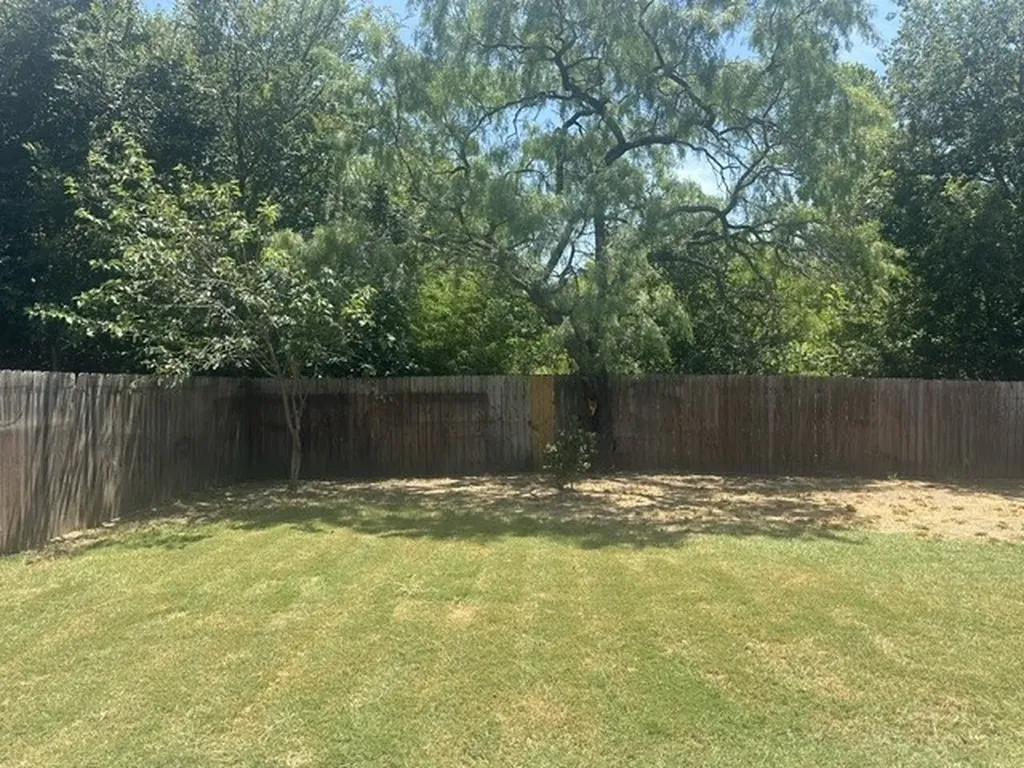 4804 Platte Drive Balch Springs TX 75180