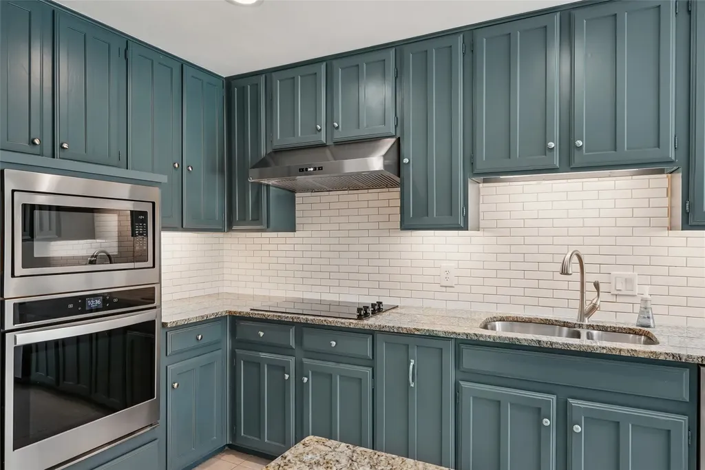 14815 Surveyor Boulevard Addison TX 75001