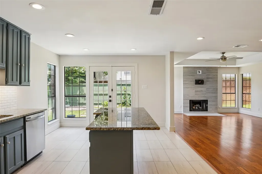14815 Surveyor Boulevard Addison TX 75001