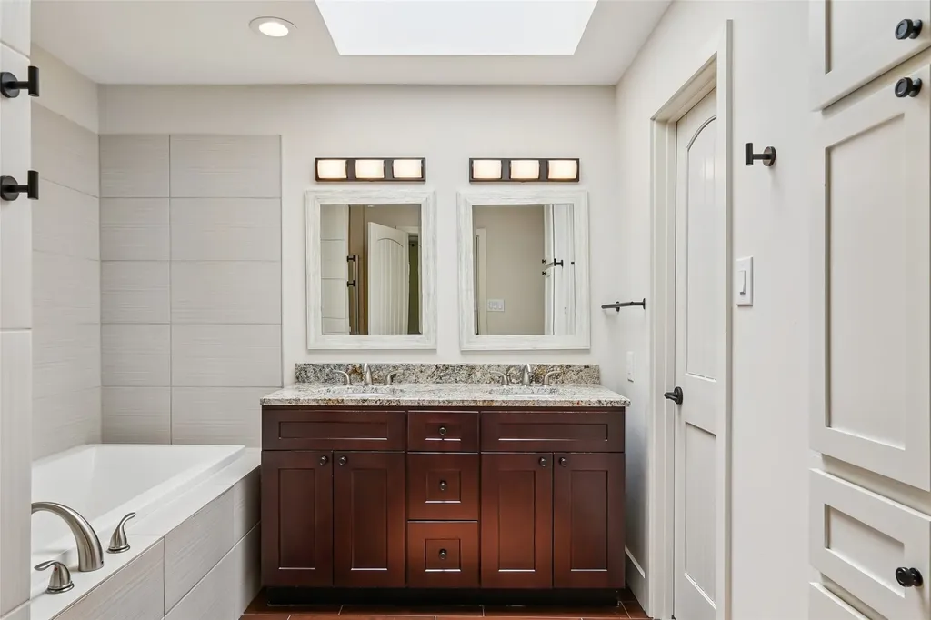 14815 Surveyor Boulevard Addison TX 75001