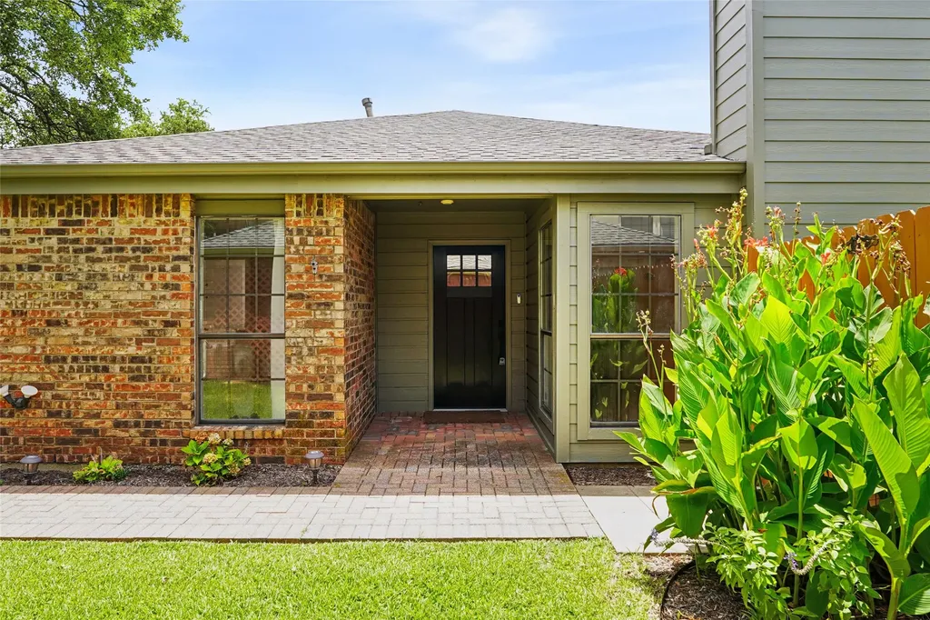 14815 Surveyor Boulevard Addison TX 75001