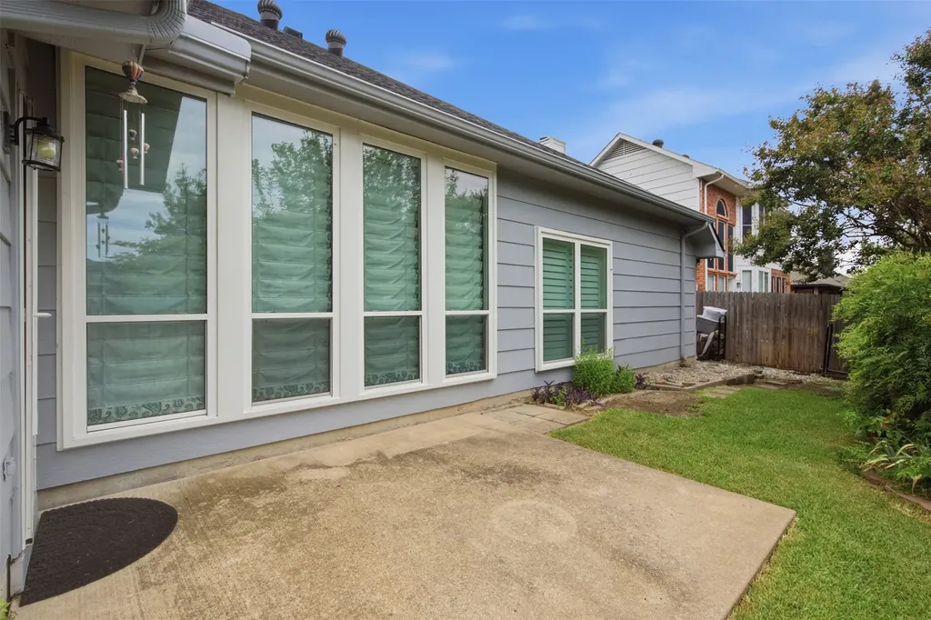 140 Woodcreek Drive Rockwall TX 75032