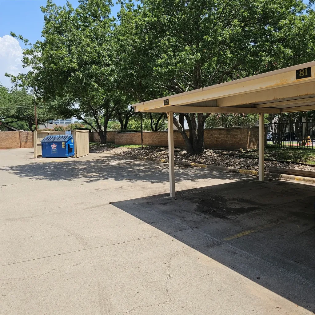 16301 Ledgemont Lane Addison TX 75001