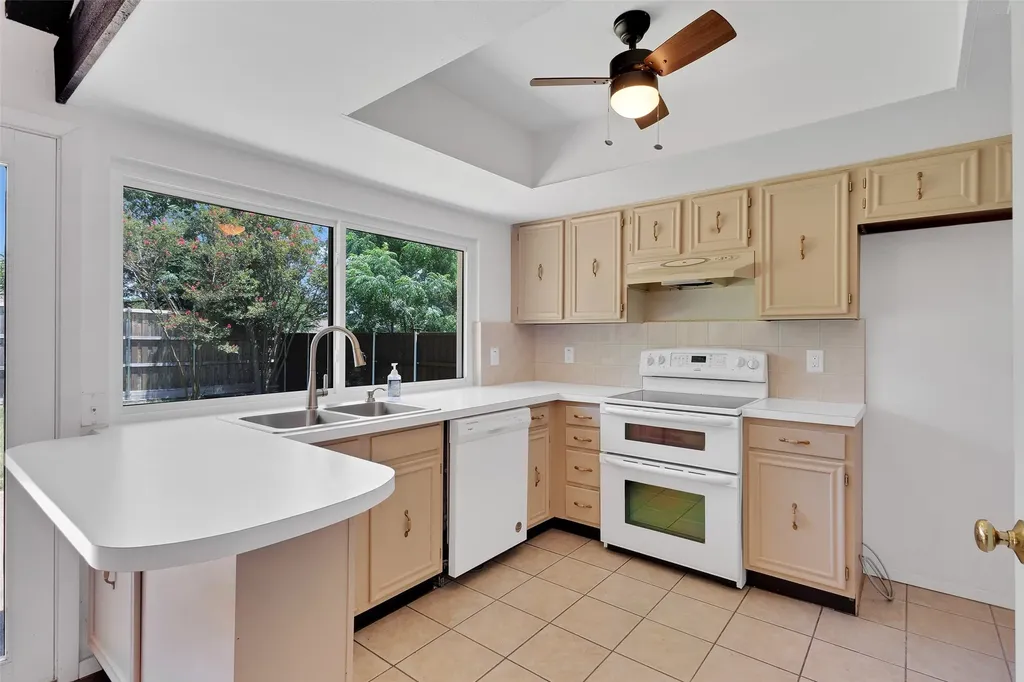 1 Eastvale Place Plano TX 75074