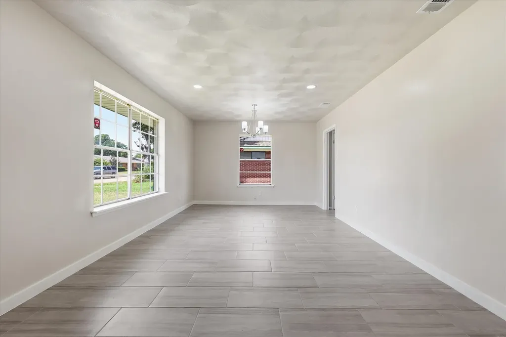 3301 Hillsdale Lane Garland TX 75042