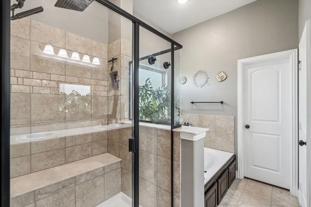 127 Hillcrest Way Crandall TX 75114