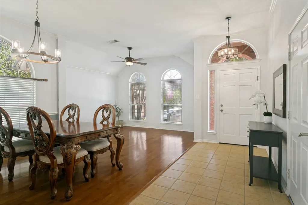 2203 Vista Court Corinth TX 76210