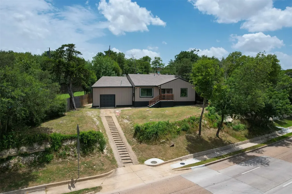 3134 W Jefferson Boulevard Dallas TX 75211