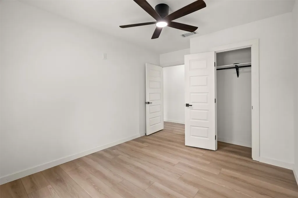 3134 W Jefferson Boulevard Dallas TX 75211