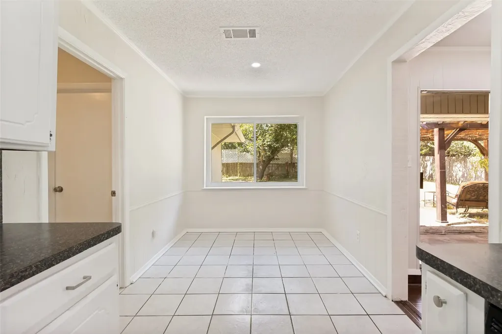 6737 Fair Meadows Drive North Richland Hills TX 76182