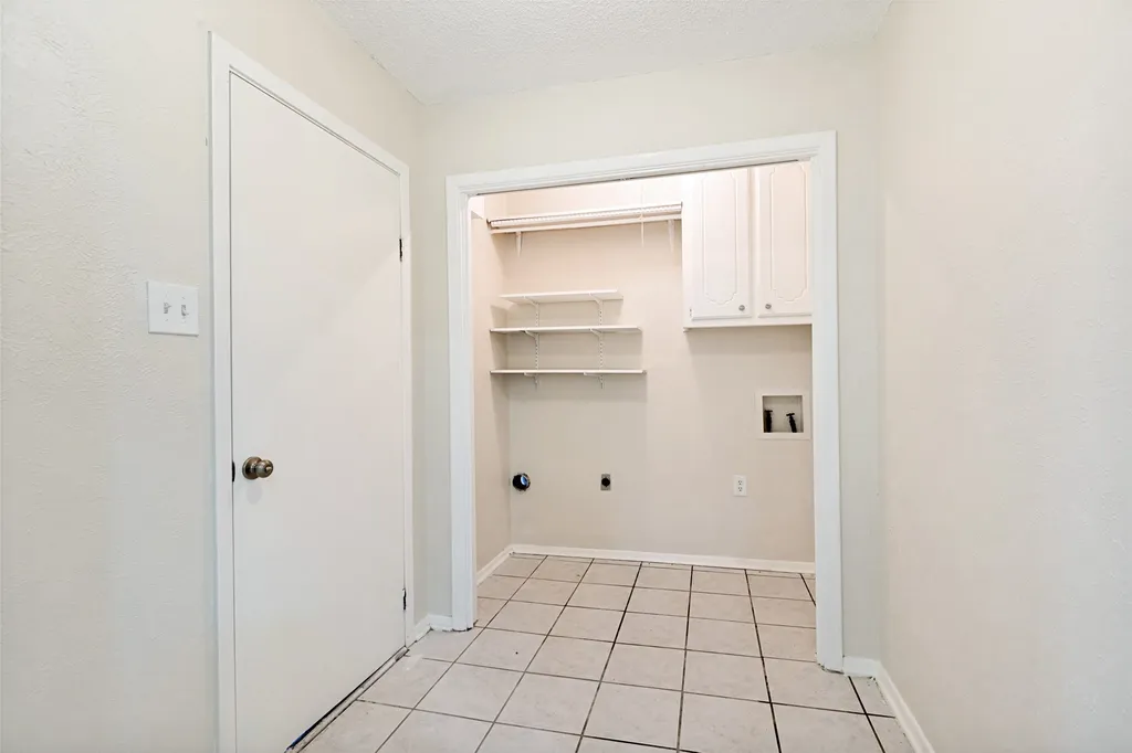 6737 Fair Meadows Drive North Richland Hills TX 76182