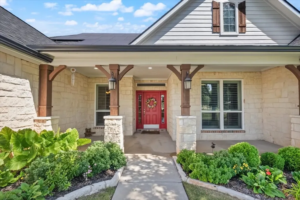 8101 Oak Creek Lane Denton TX 76208