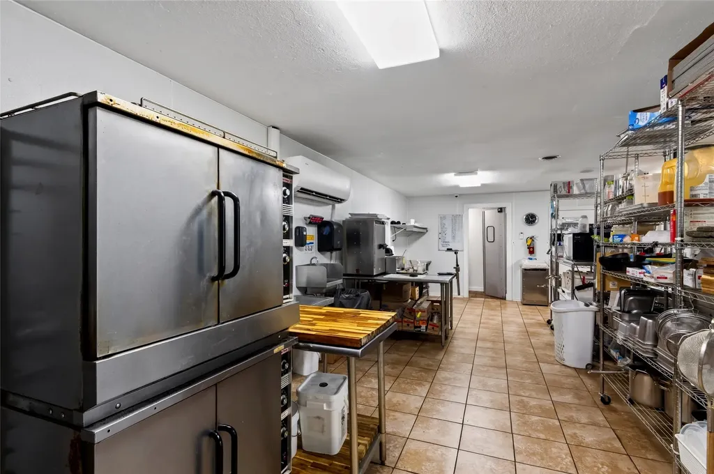 400 N Houston Avenue Pottsboro TX 75021