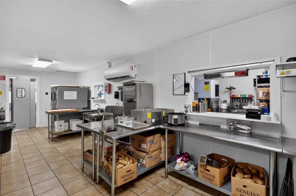 400 N Houston Avenue Pottsboro TX 75076