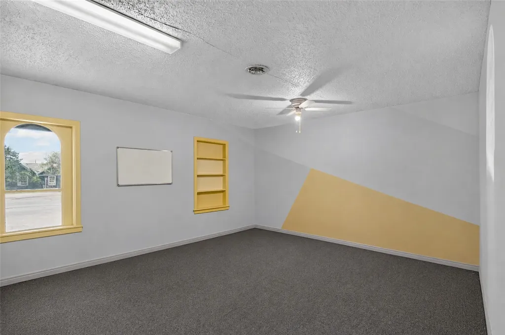 400 N Houston Avenue Pottsboro TX 75021