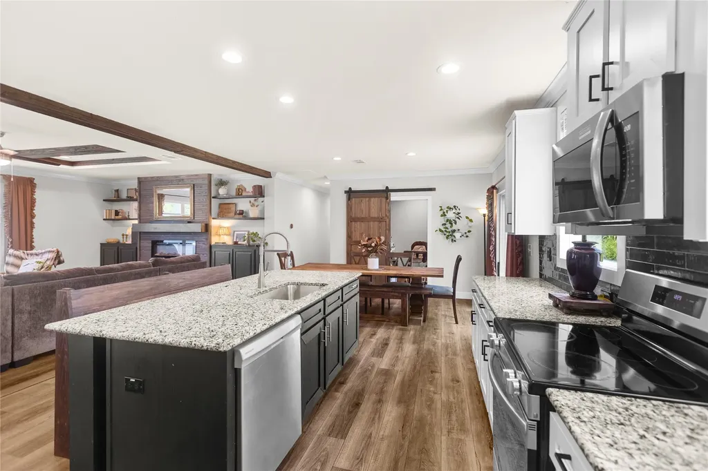 645 Vz County Road 4926 Ben Wheeler TX 75754