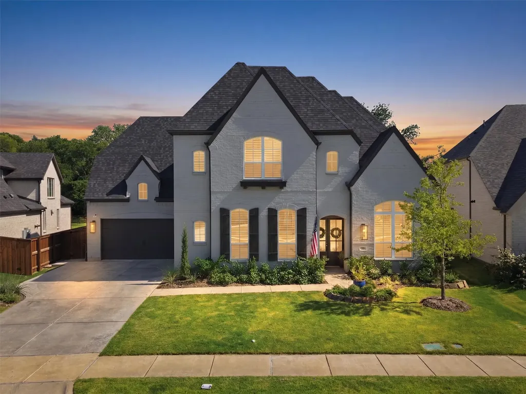 1813 Paxton Pass Mckinney TX 75071
